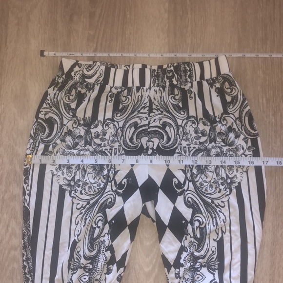 ✨Sale✨ Bebe Leggings - Picture 4 of 4